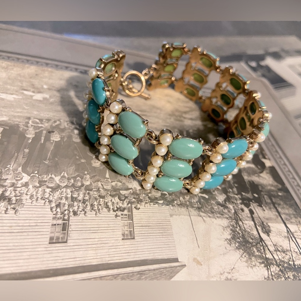 Vintage Monet Costume Gold Tone Faux Turquoise & Pearl Panel Bracelet